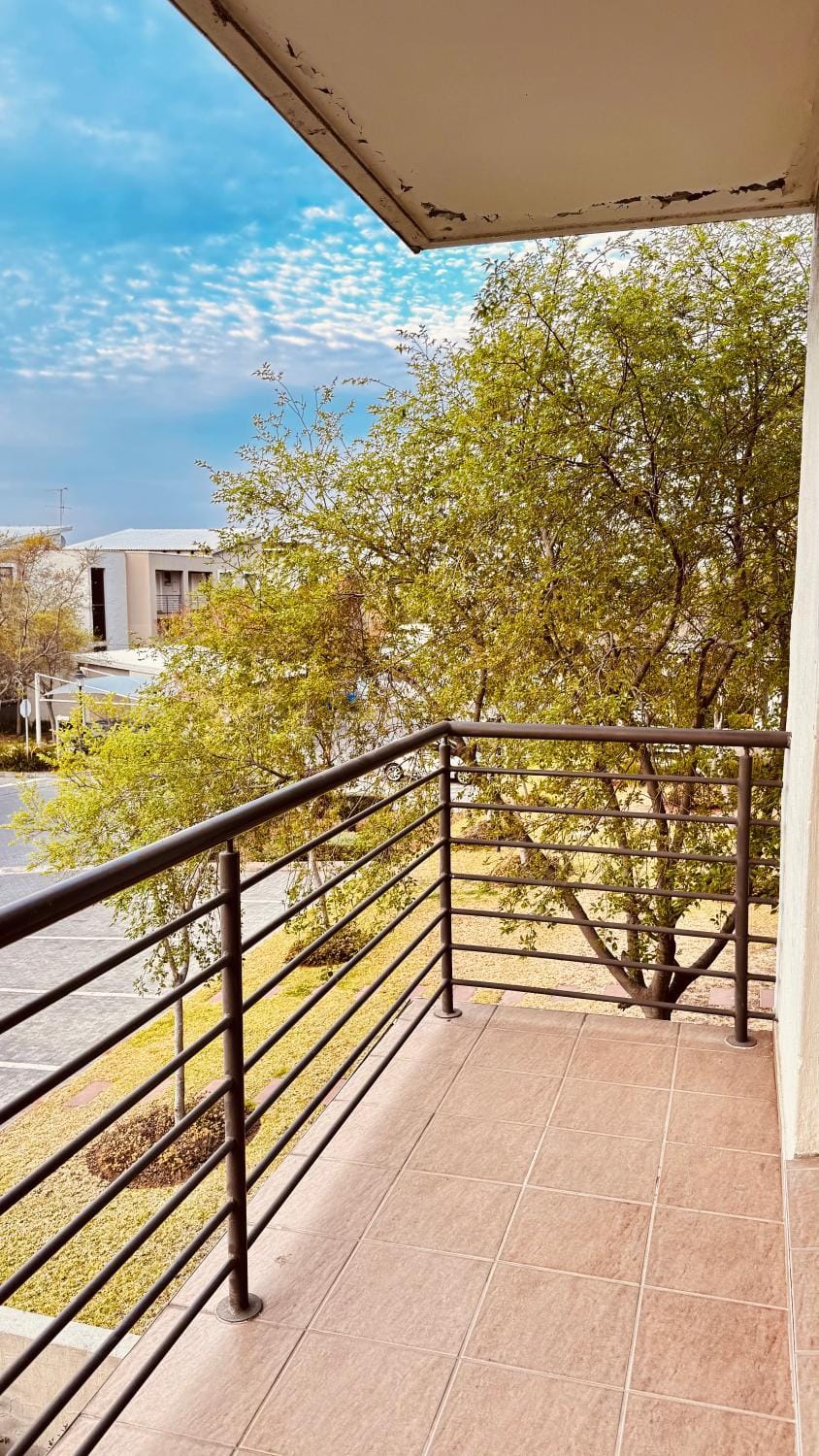 The Lux Nest Apartment in Sandton
