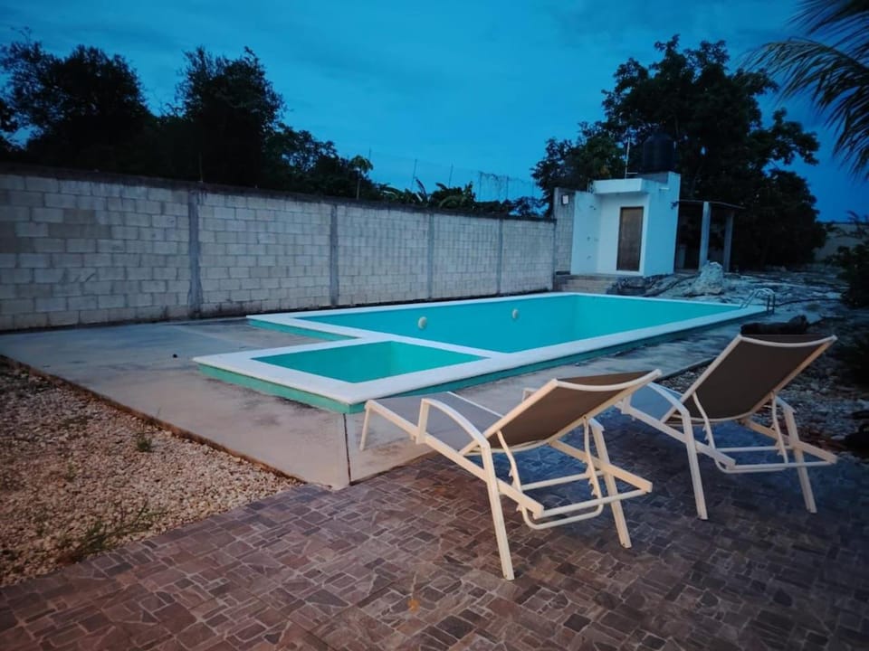 Swimming pool
