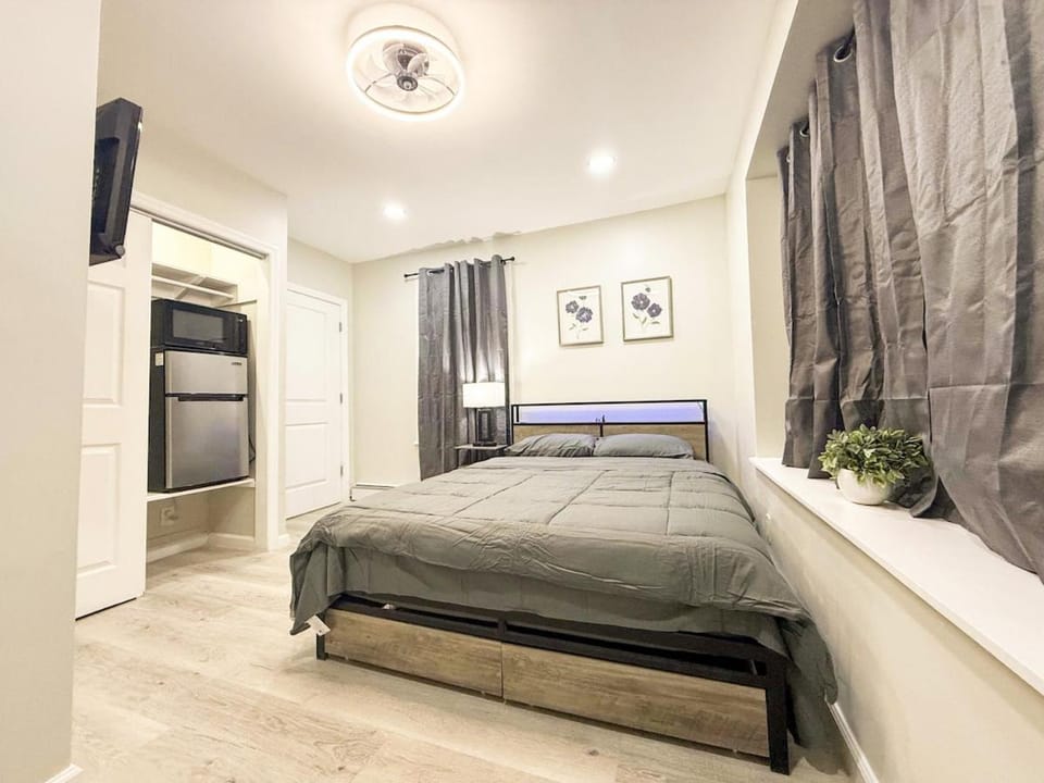 Town & Country Andover, NJ Area- Studio Unit Apartment in New Jersey