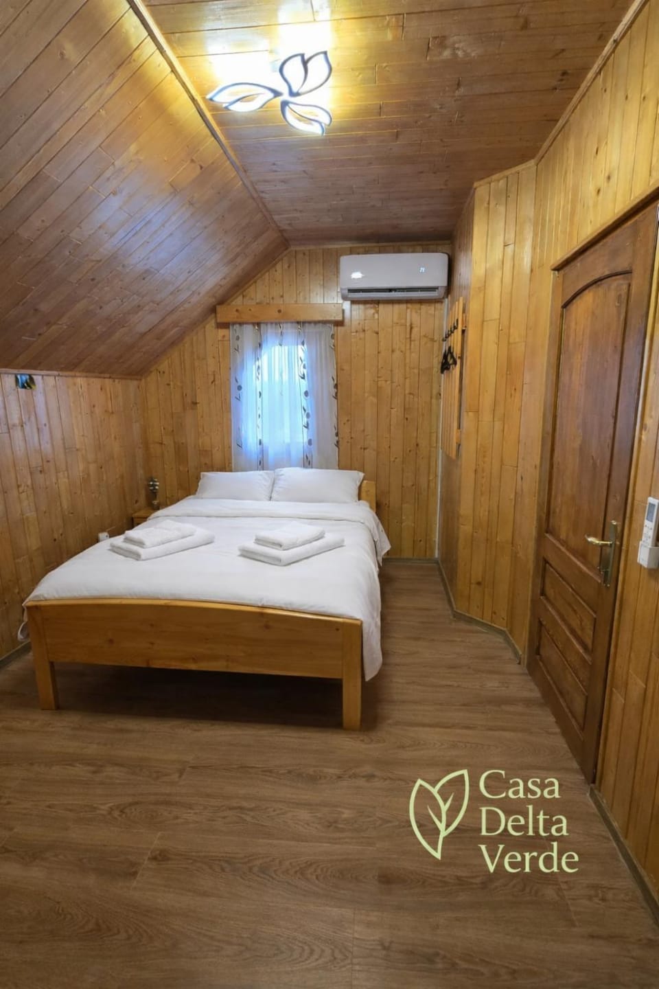 Bed, Photo of the whole room, Bedroom, internet, wardrobe, air conditioner