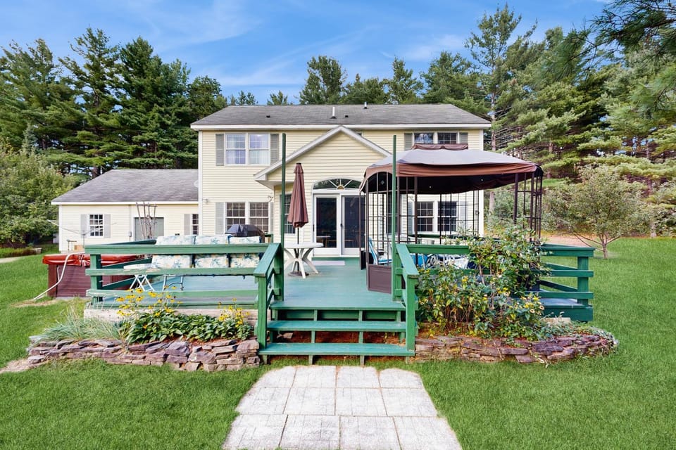 White Mountain Getaway House in Freedom