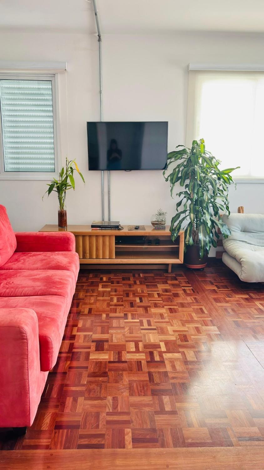 TV and multimedia, Living room, Evening entertainment