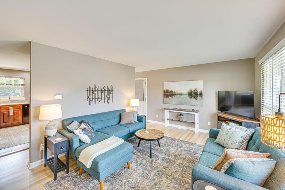 Near Dtwn Harrisburg: Stylish Home w/ Patio & Yard House in Camp Hill