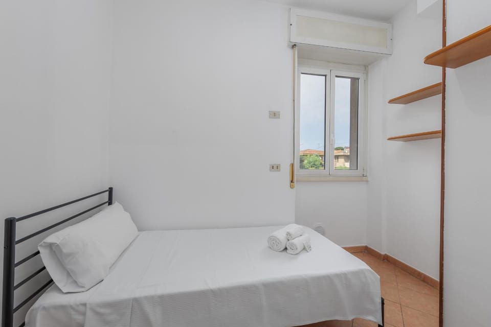 Air Conditioning - Balcony - Quiet Apartment in Cinisello Balsamo