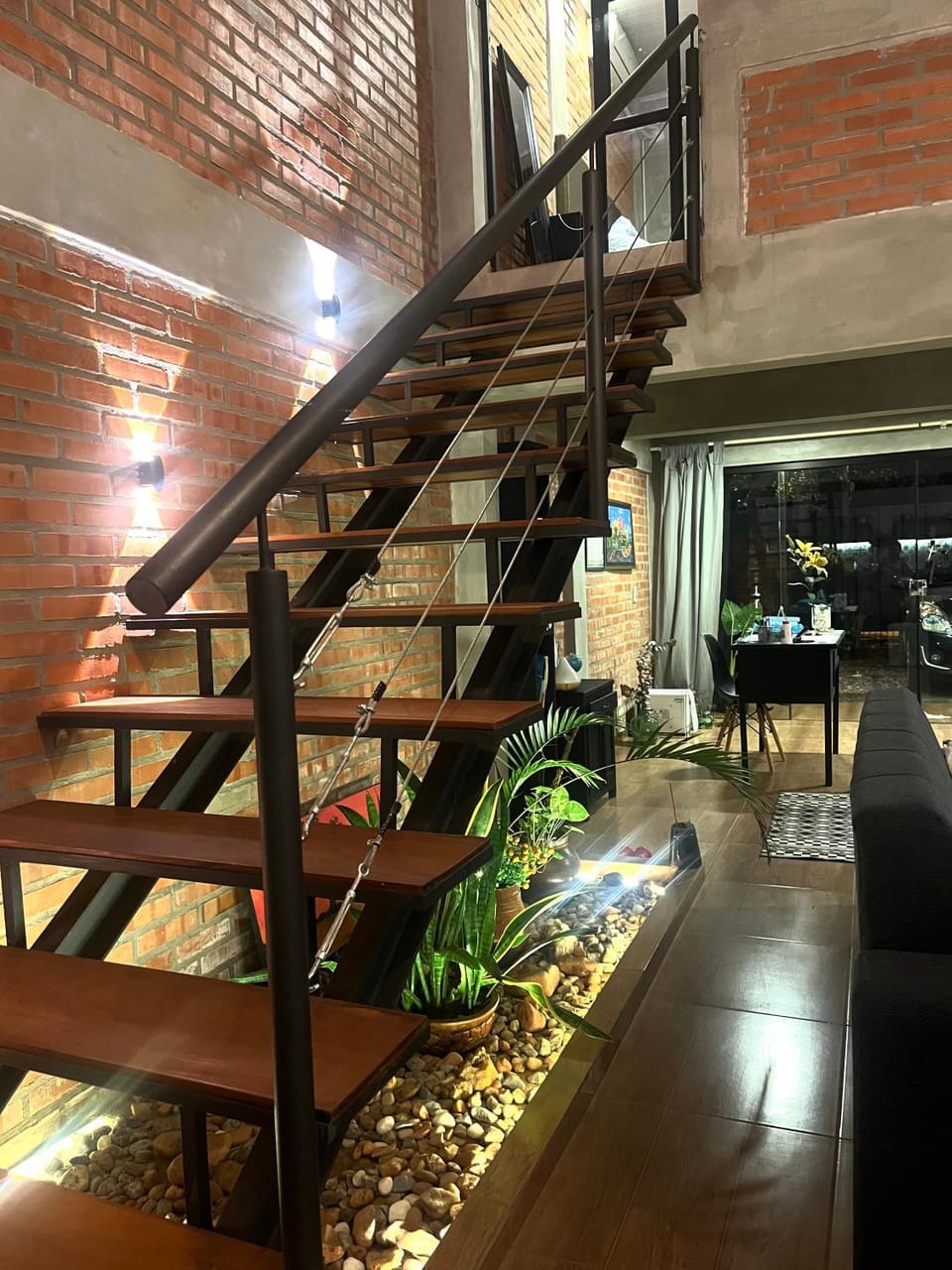 Casa Estilo Industrial House in Misiones Province, Argentina