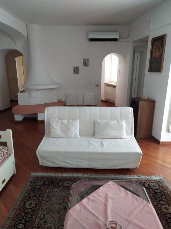 Casa del Pino Apartment in Spotorno