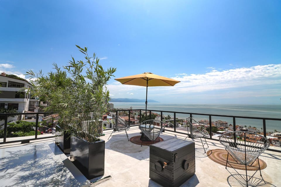 The CUBE - Unique design and stunning views House in Puerto Vallarta
