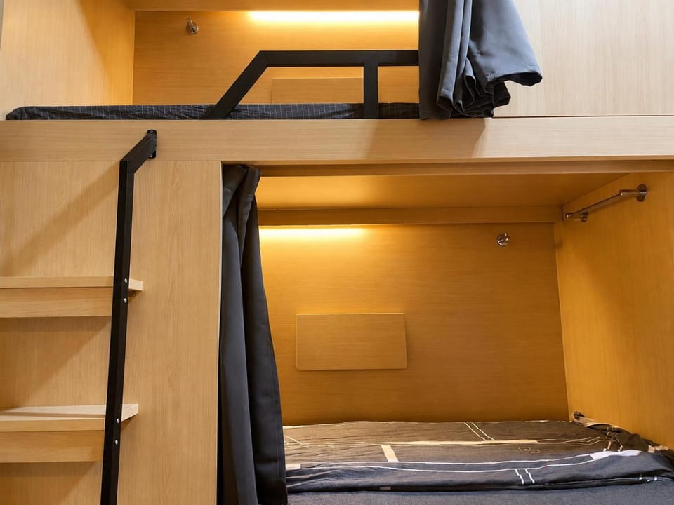 bunk bed