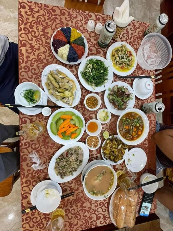 Food and drinks, Food, Lunch, Dinner, Drinks