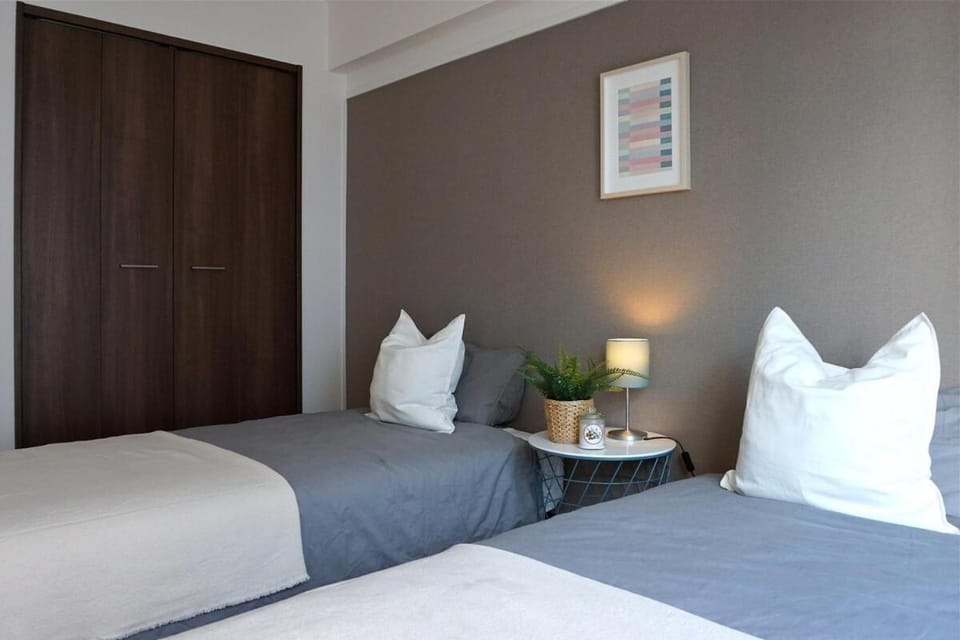 カジュアル Wi-Fi無料 駅徒歩1分 6人可能 ゆったり広々Casual 1min walk from station Wi-Fi free 6ppl can stay Apartment in Nagoya