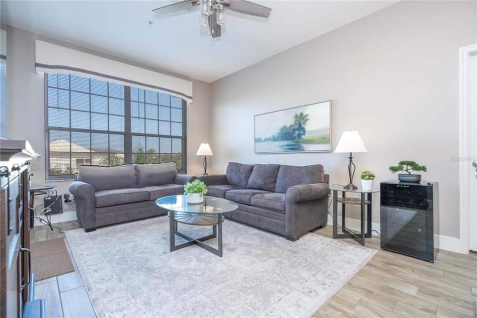 Beautiful Condo near Disney World Apartment in Four Corners