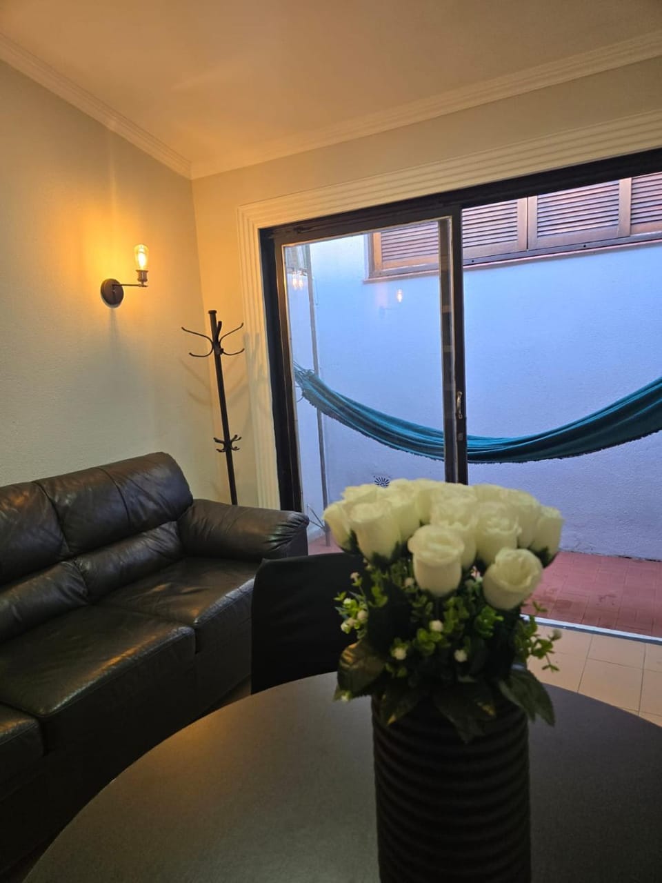 Living room, Inner courtyard view