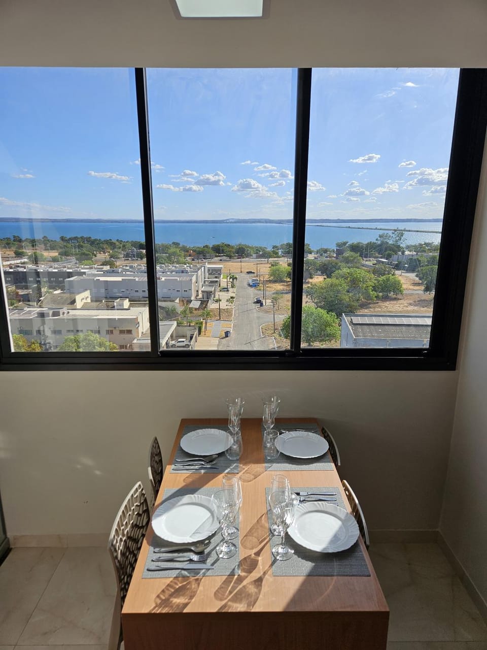 Bird's eye view, Dining area, Communal kitchen