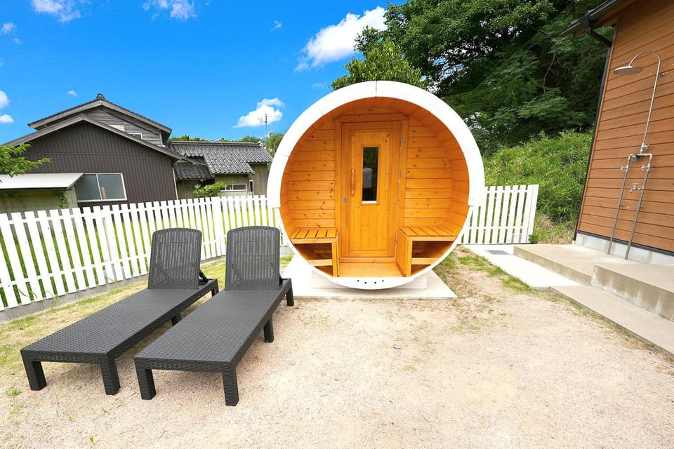 Property building, Day, Sauna