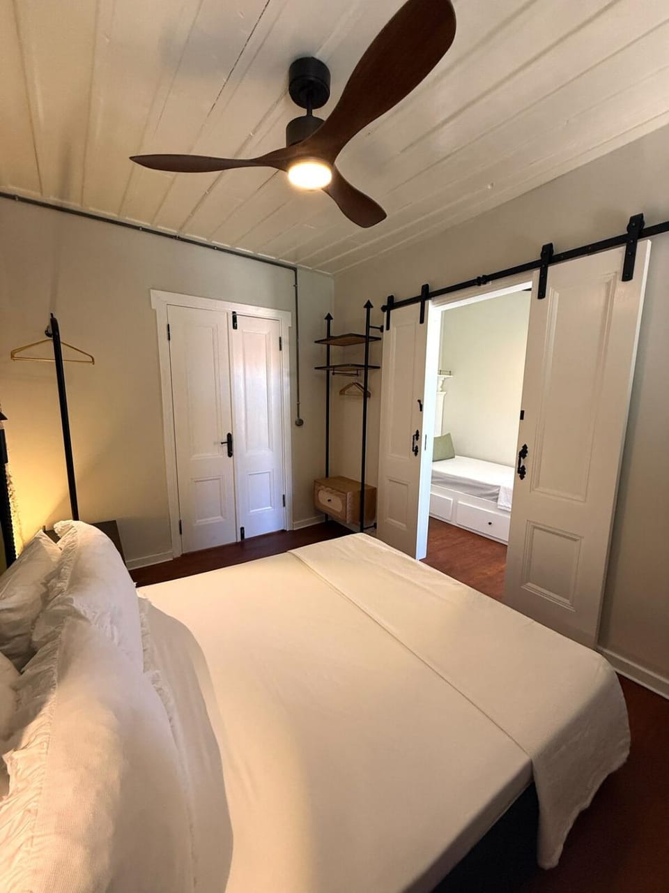Bedroom, wardrobe