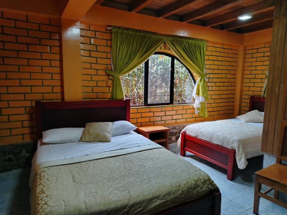 Hostal el Bosque de Mindo Bed and Breakfast in Pichincha