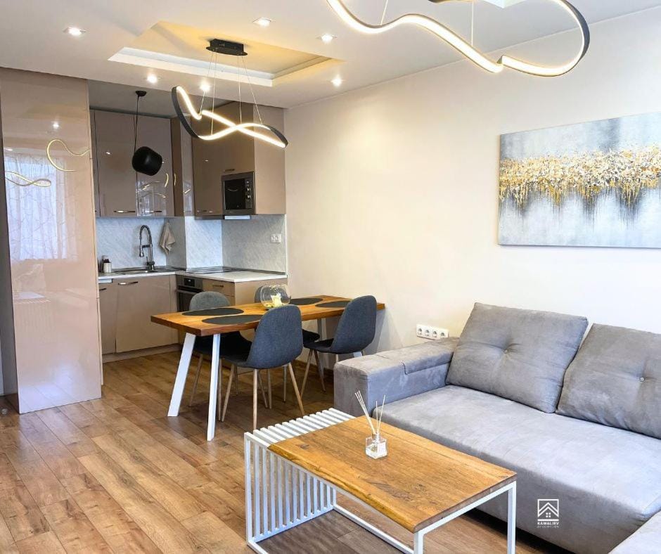 Modern Central 1-Bedroom Apartment Near Mall Sofia & metro Apartment in Sofia