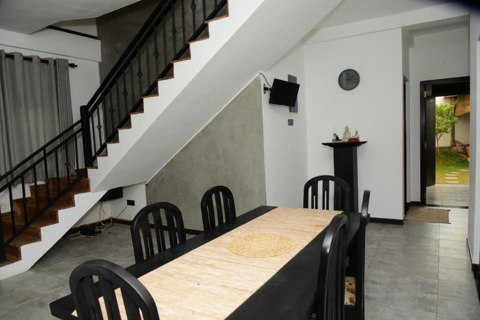 Tranquile Viwe Apartment in Hikkaduwa