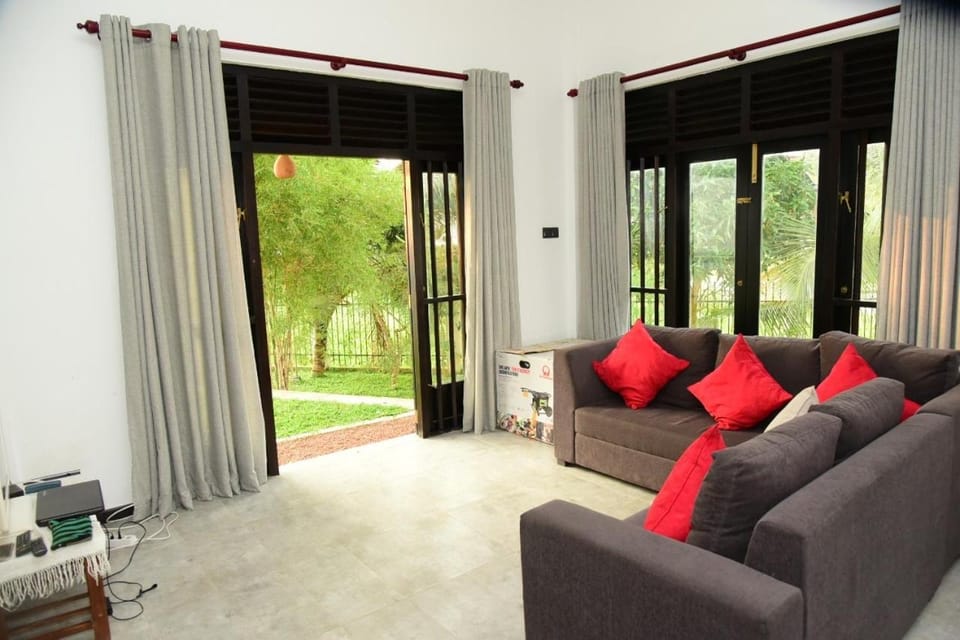 Tranquile Viwe Apartment in Hikkaduwa
