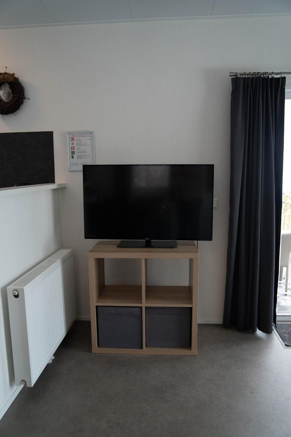 Communal lounge/ TV room, Living room