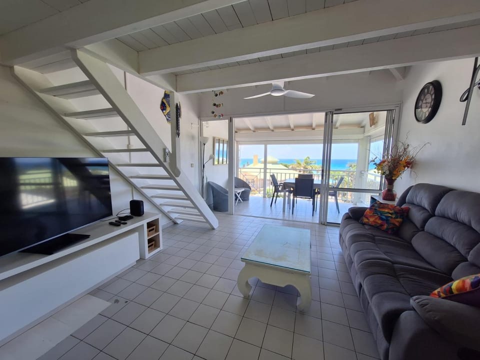 Appartement Vue Mer avec Plage et Lagon à 300 m Apartment in Grande-Terre, Guadeloupe