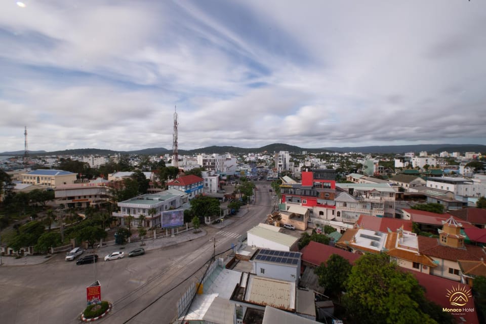 Neighbourhood, Natural landscape, Bird's eye view, City view, Location