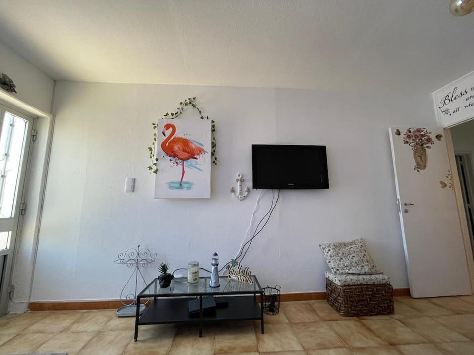 Communal lounge/ TV room, TV and multimedia