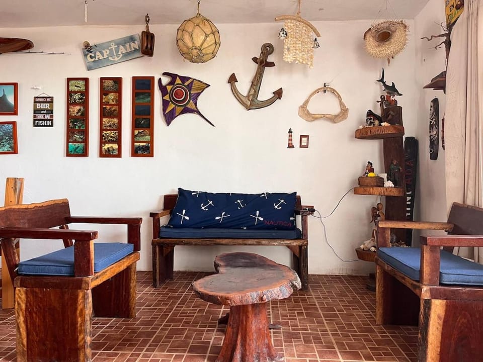 Beachfront House with Terrace & Bar, AC, 6 Max House in State of Yucatan