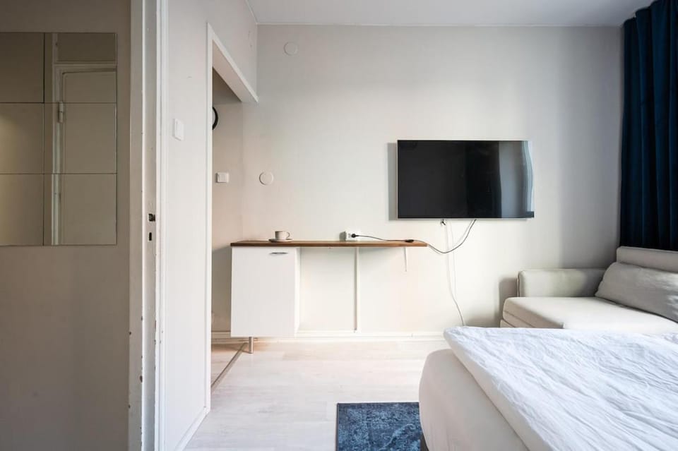 TV and multimedia, Photo of the whole room
