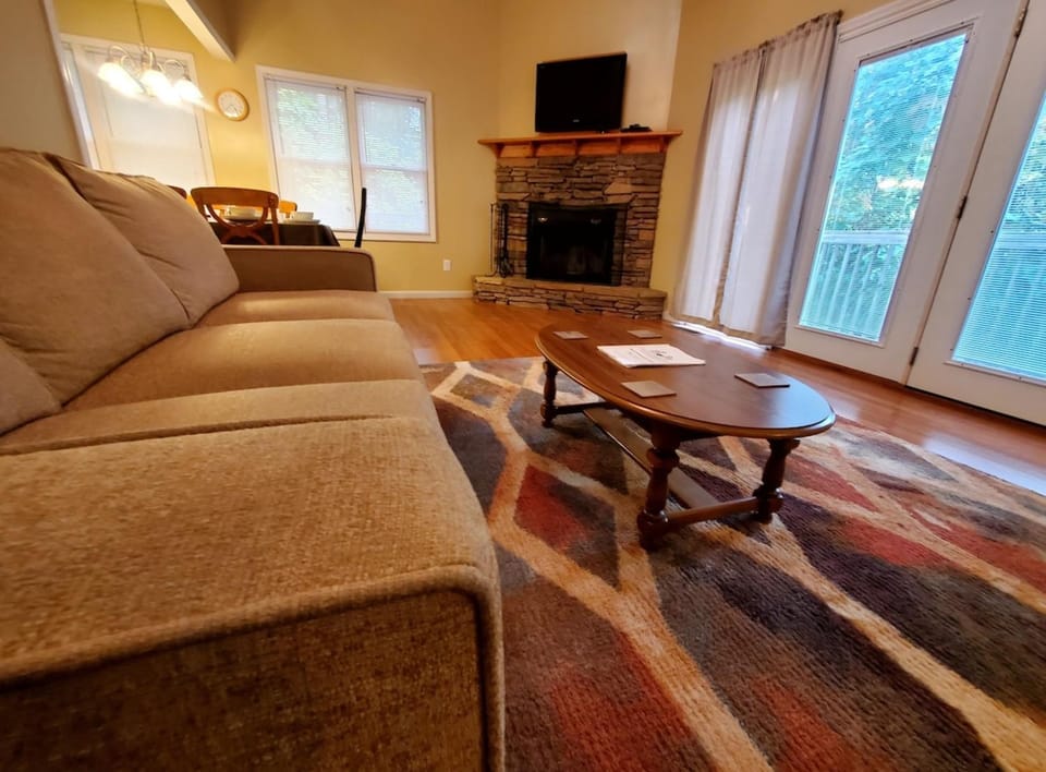 Living room, fireplace