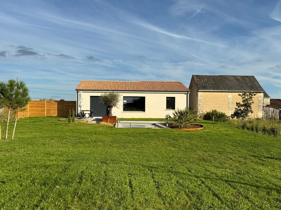 Property building, Natural landscape, Garden, Swimming pool
