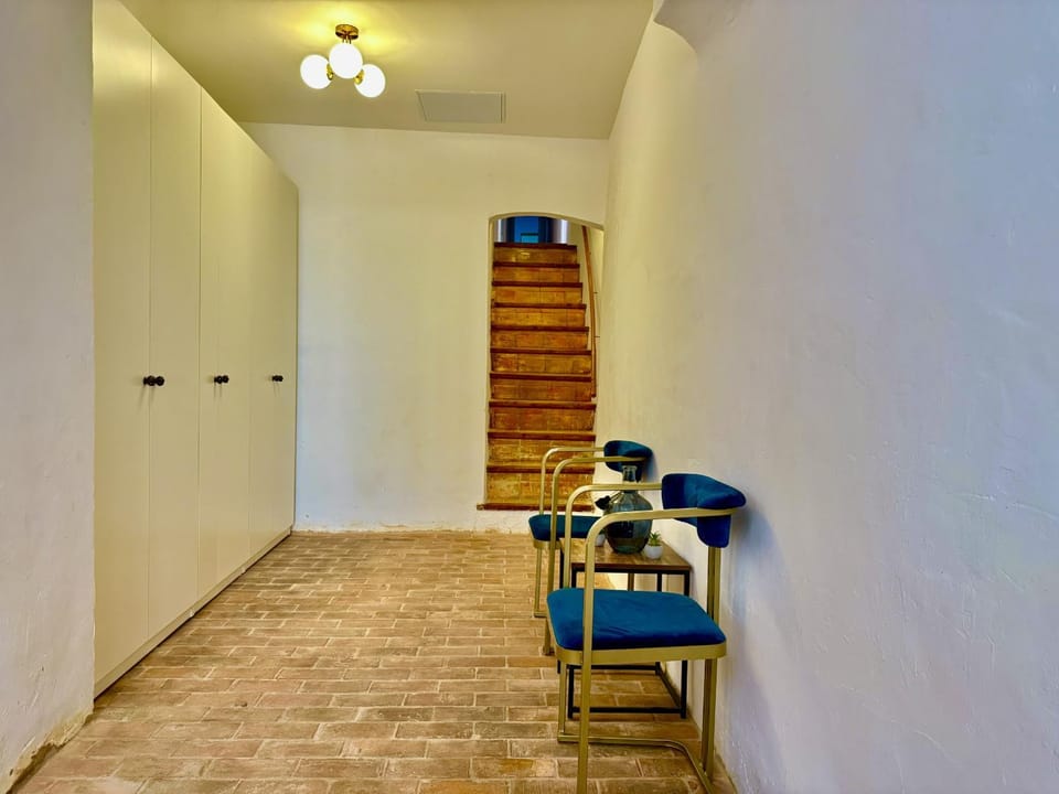 Communal lounge/ TV room, Living room