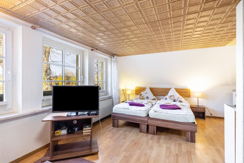 Property building, Living room, Bedroom