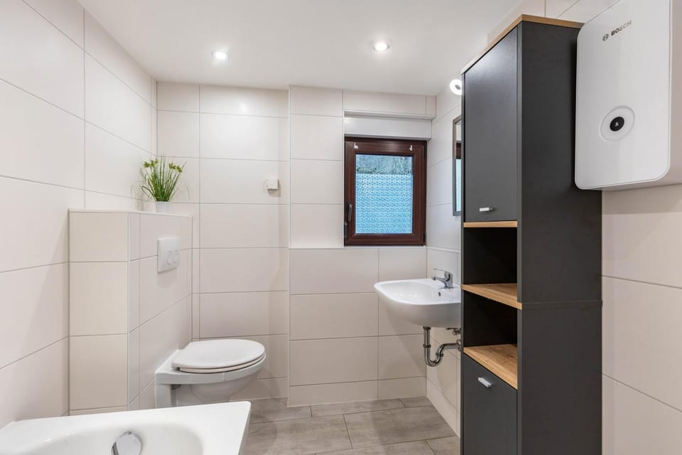 Bathroom, Living room