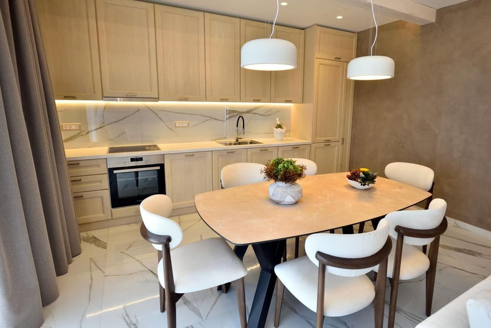 Kitchen or kitchenette, Living room, Seating area, Dining area, dishwasher, stove