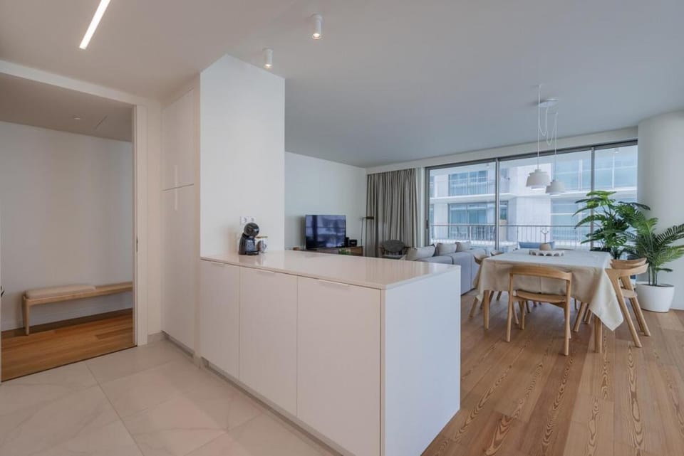 TV and multimedia, Kitchen or kitchenette, Dining area