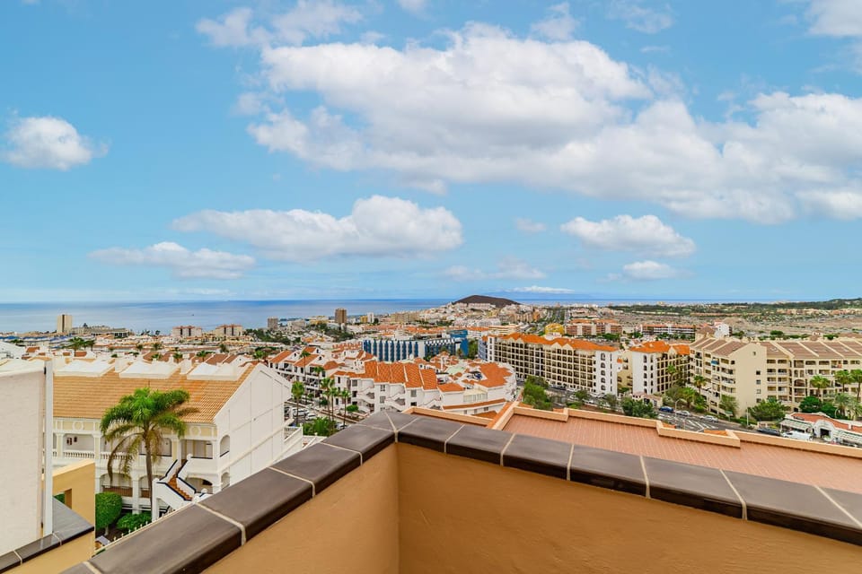 Sunny Heights Apartment in Los Cristianos
