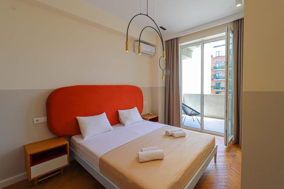 Modern 2BR Apt on Chovelidze St Sleeps 4 - Wehost Apartment in Tbilisi, Georgia