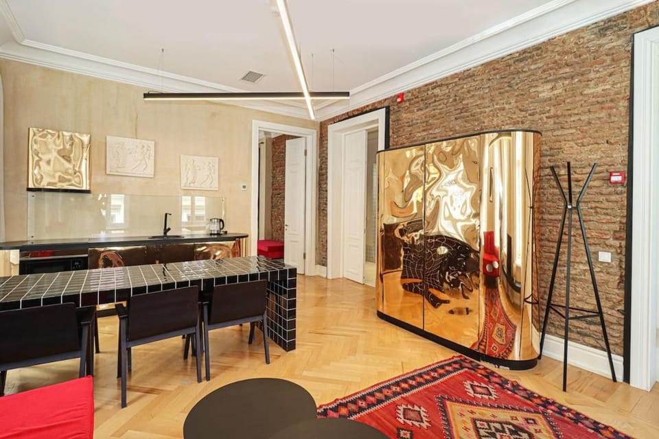 Central Luxury Stylish 1-BR Apartment - By Wehost Apartment in Tbilisi, Georgia