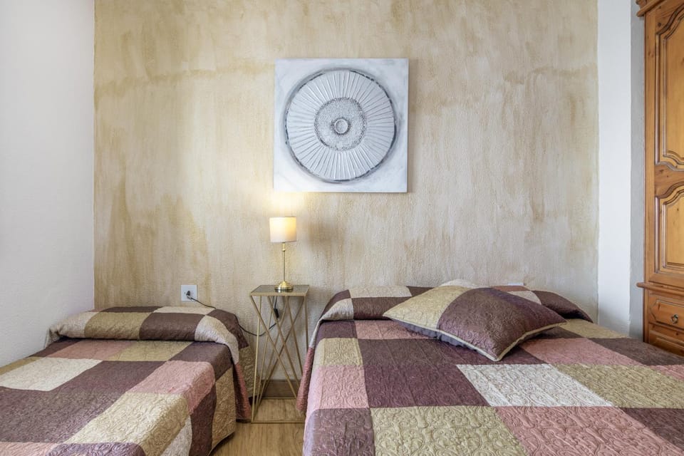 Property building, Living room, Bedroom