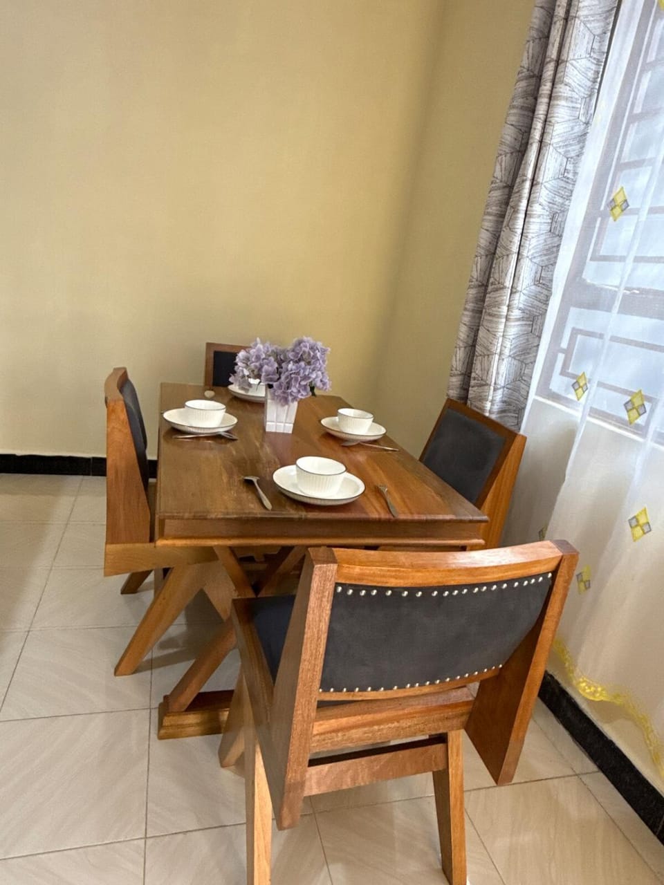 Fatoosh Nest Apartment in Arusha