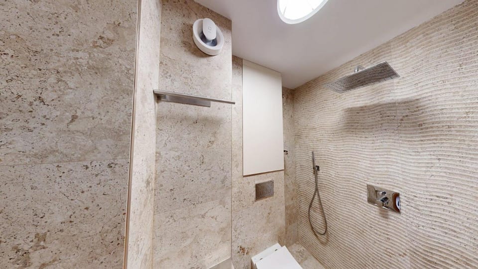Shower, Toilet, Bathroom, hair dryier