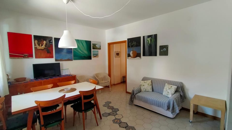 Appartamento trilocale A POCHI PASSI DAL MARE E DAL CENTRO cod 471 Apartment in Marcelli