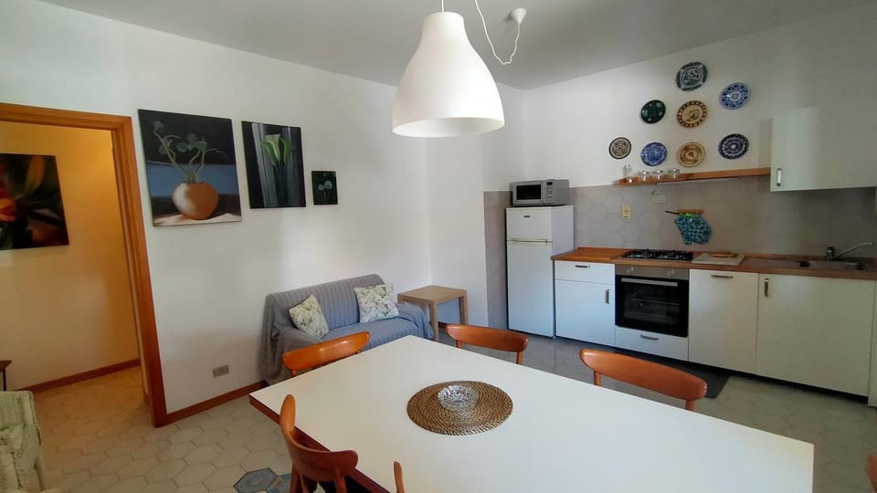 Appartamento trilocale A POCHI PASSI DAL MARE E DAL CENTRO cod 471 Apartment in Marcelli