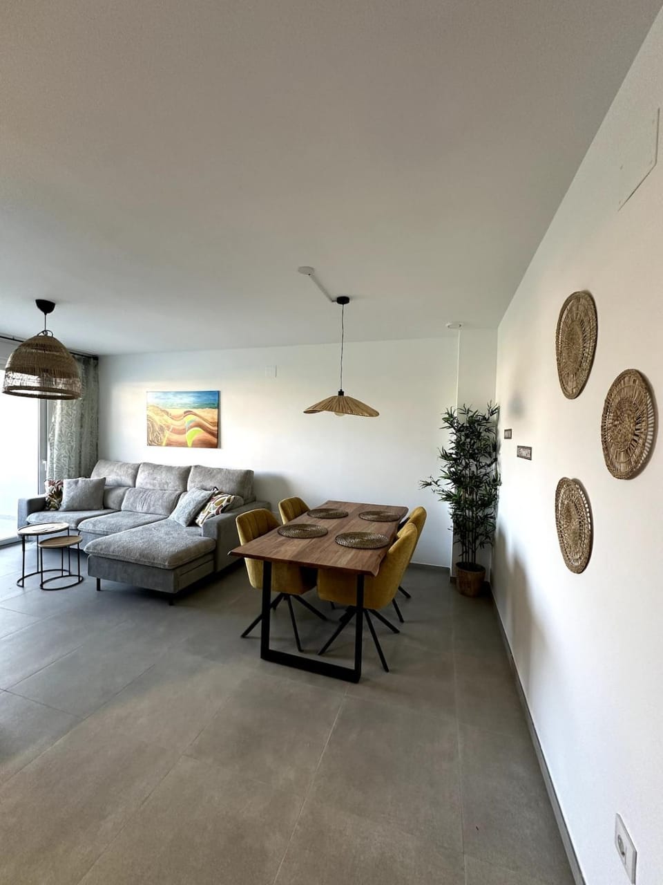Living room, Dining area