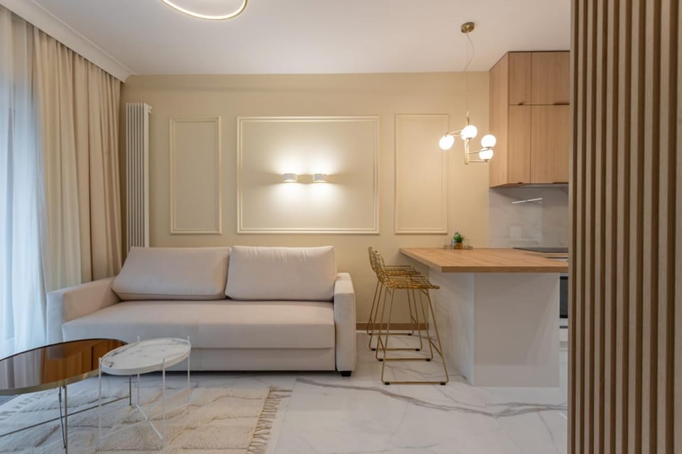 Kitchen or kitchenette, Living room, Seating area, Dining area