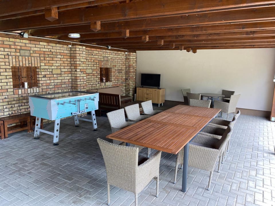Riviéra Apartmanok Bed and Breakfast in Hungary