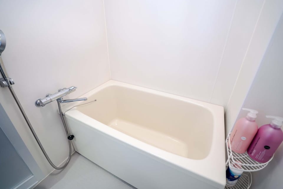 Bathroom, Bath