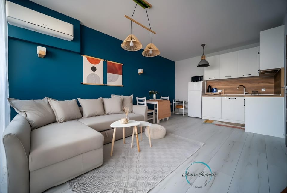 Kitchen or kitchenette, Dining area, kitchen