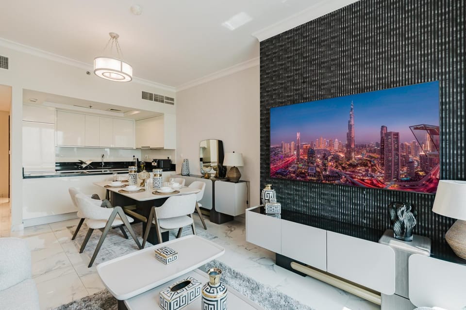 TV and multimedia, Living room, Dining area